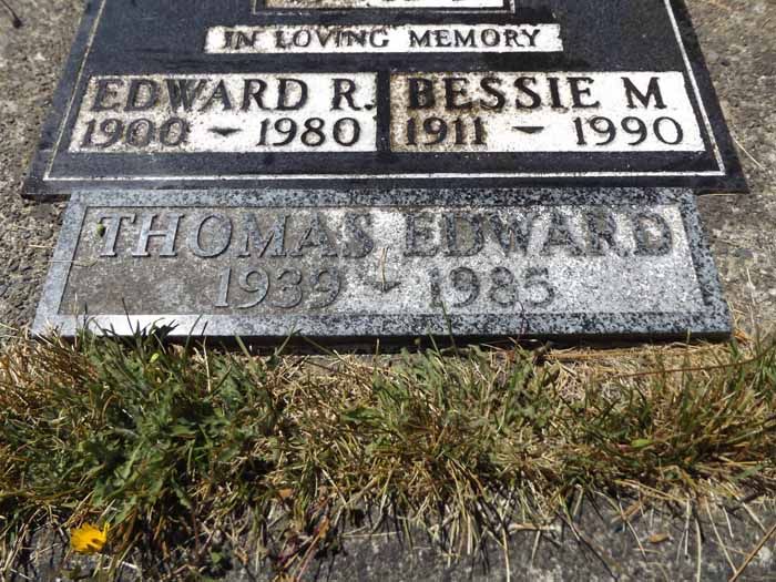 image of gravestone