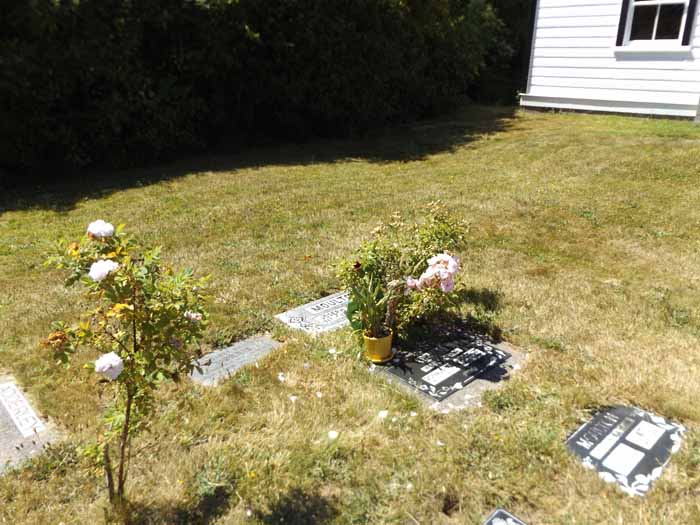 image of gravestone