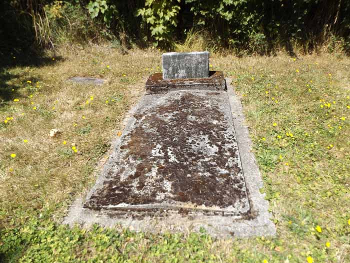 image of gravestone