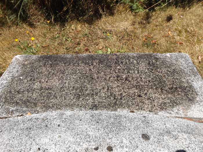 image of gravestone