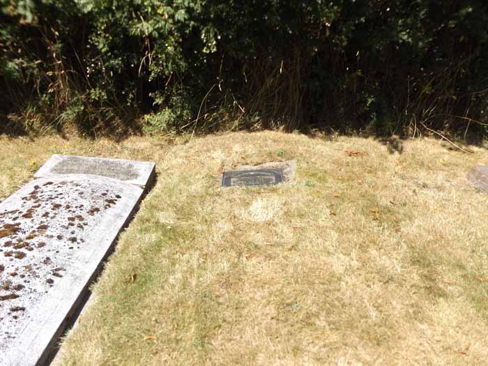 image of gravestone