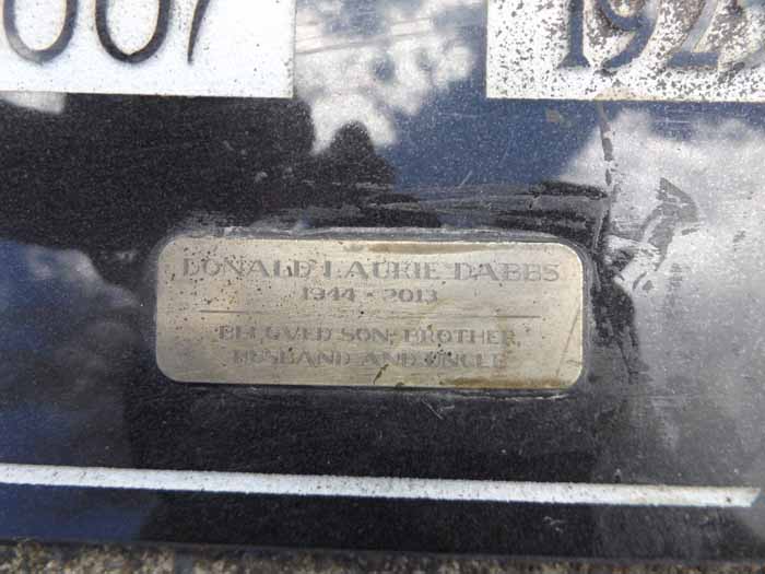 image of gravestone