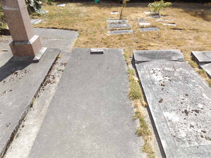 image of gravestone