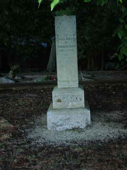 image of gravestone