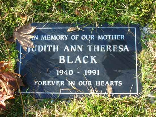 image of gravestone