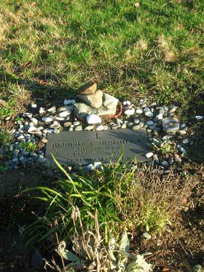 image of gravestone