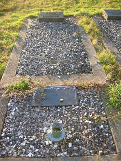 image of gravestone