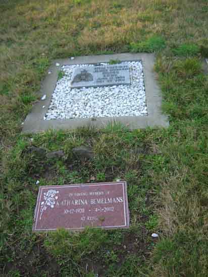 image of gravestone