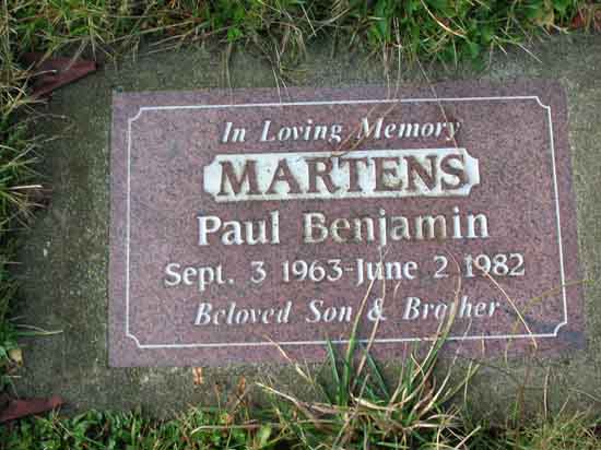 image of gravestone