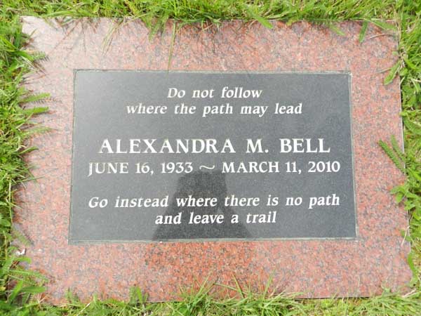 image of gravestone