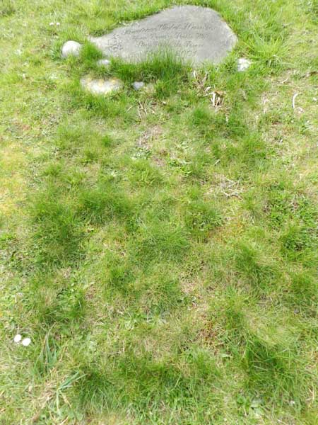 image of gravestone