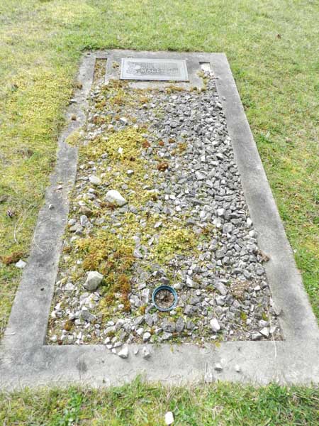 image of gravestone