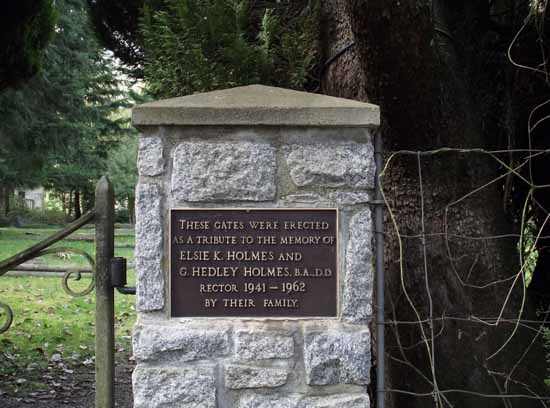 image of gravestone
