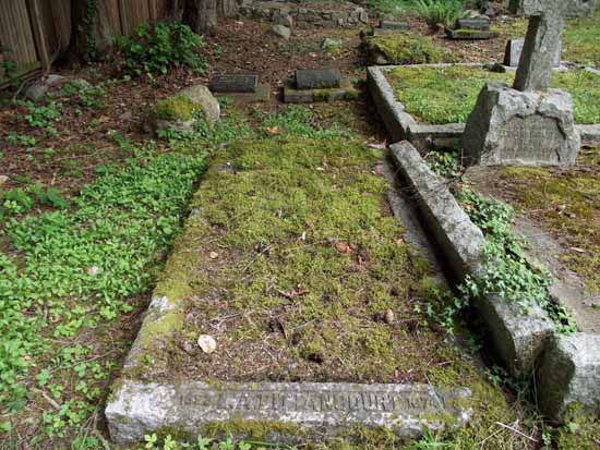 image of gravestone