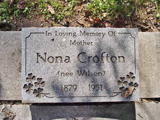 image of gravestone
