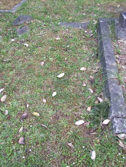 image of gravestone