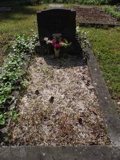 image of gravestone