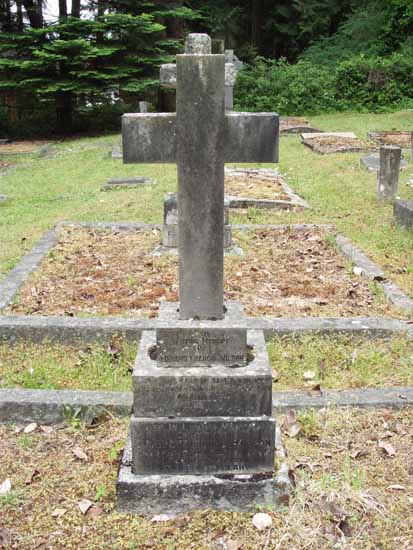 image of gravestone