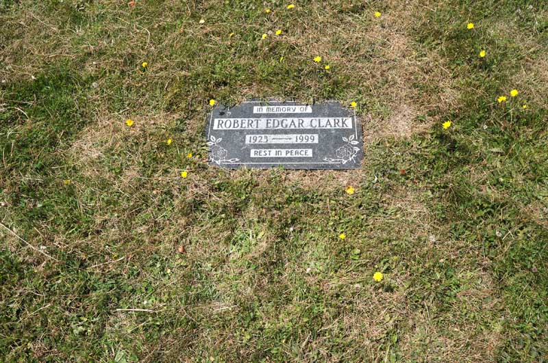 image of gravestone