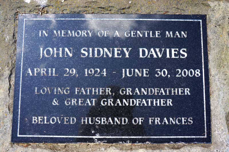 image of gravestone