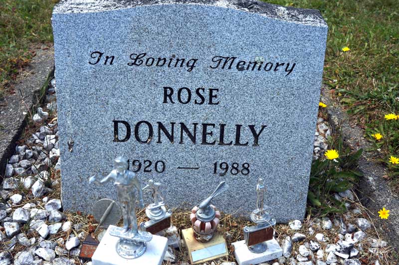 image of gravestone