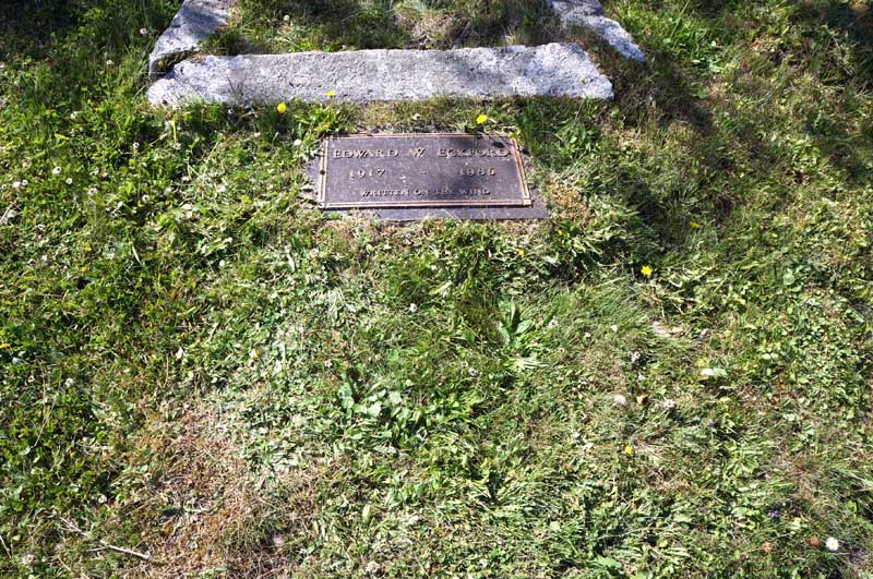 image of gravestone
