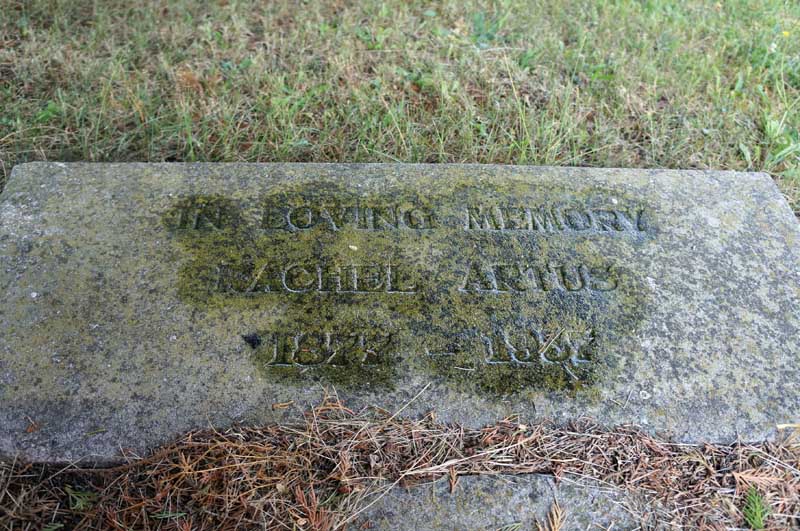 image of gravestone