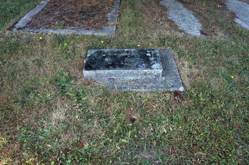 image of gravestone