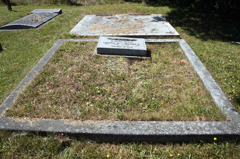 image of gravestone