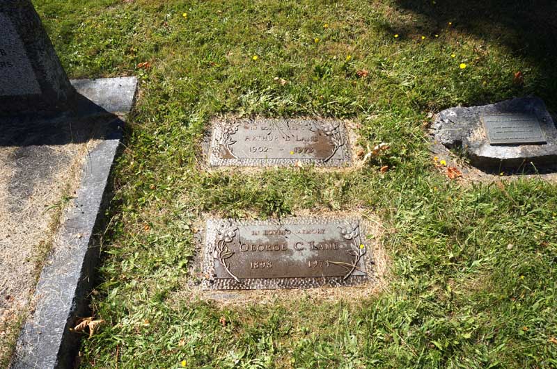 image of gravestone