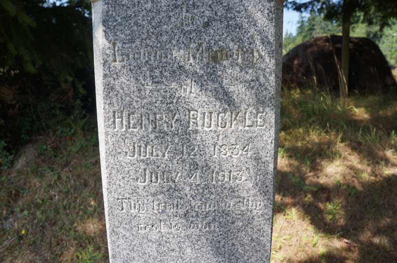 image of gravestone