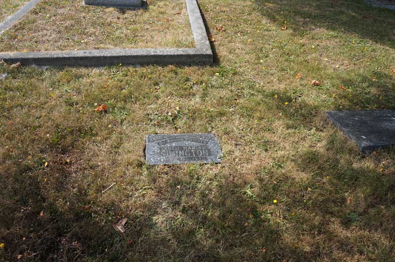 image of gravestone