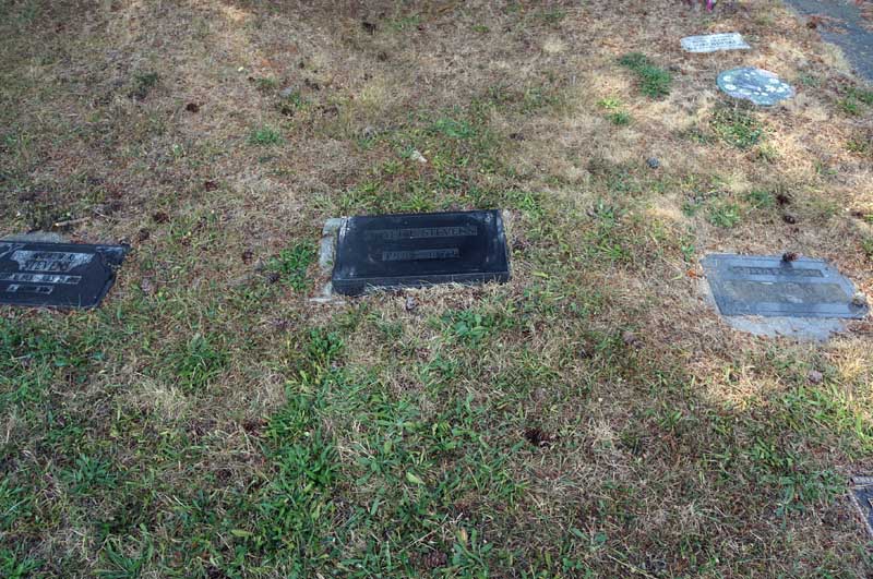 image of gravestone