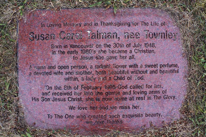 image of gravestone