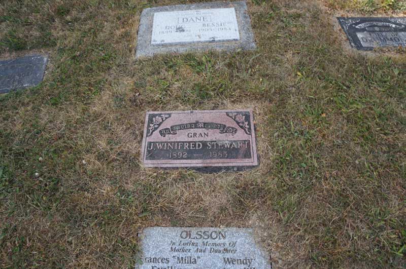 image of gravestone