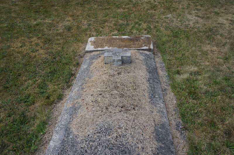 image of gravestone