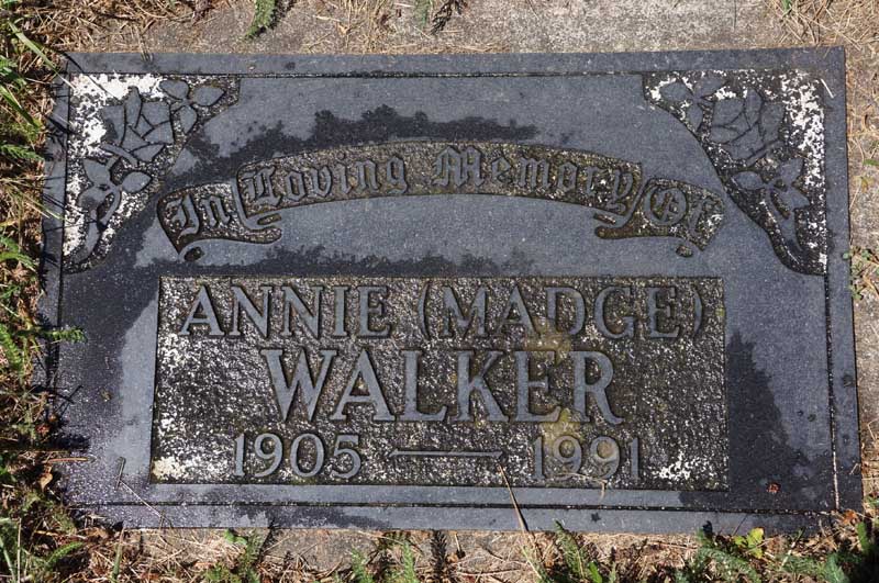 image of gravestone