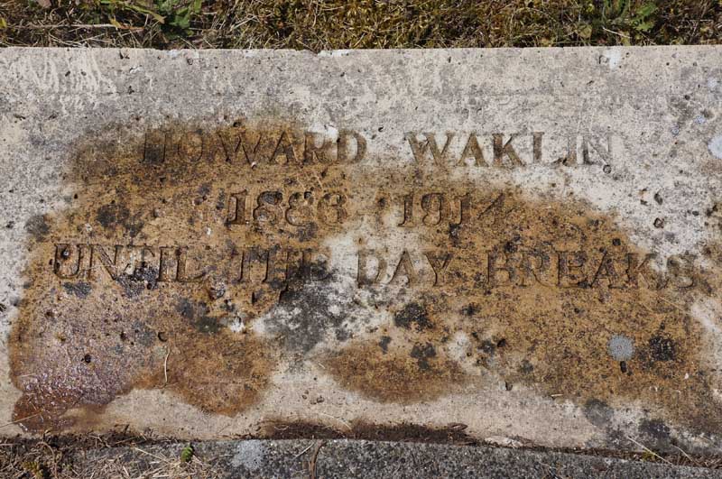 image of gravestone