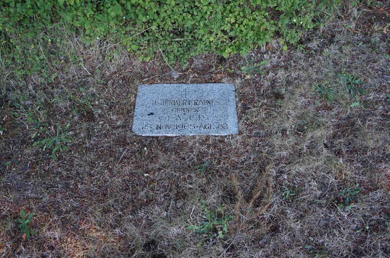 image of gravestone