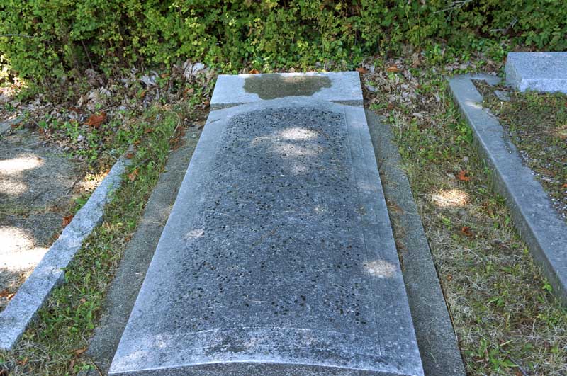 image of gravestone