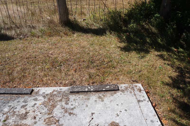 image of gravestone
