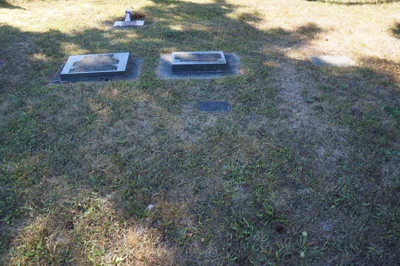 image of gravestone