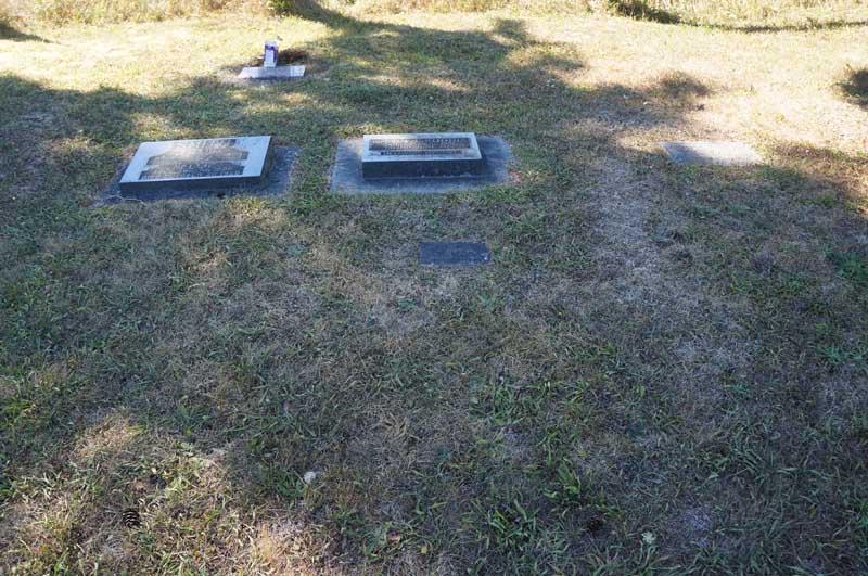 image of gravestone