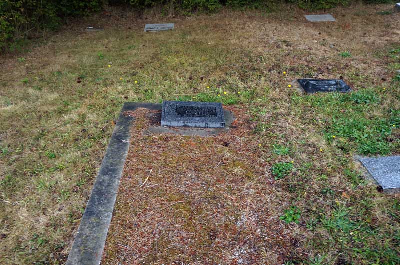 image of gravestone