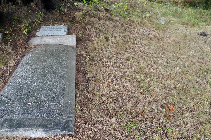 image of gravestone