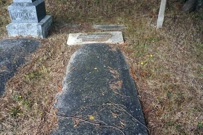 image of gravestone