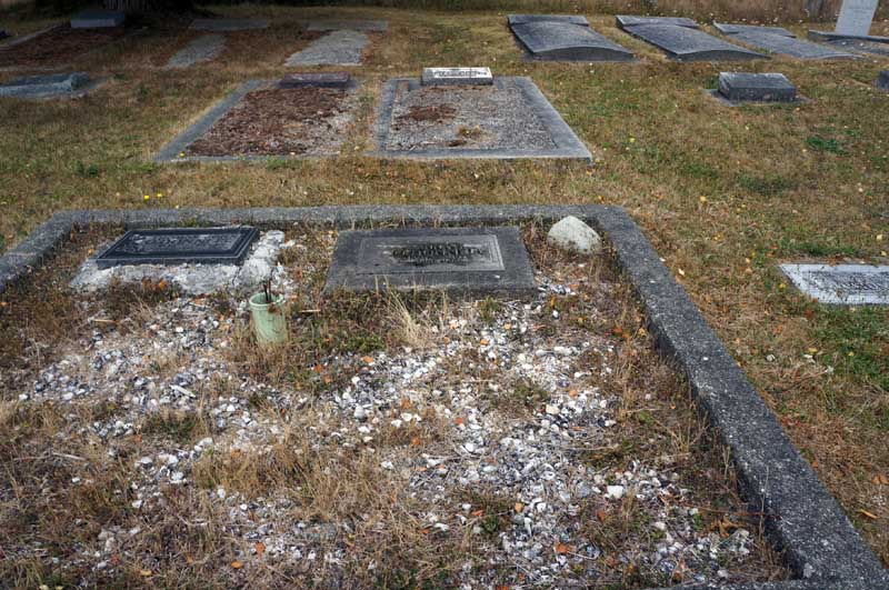 image of gravestone