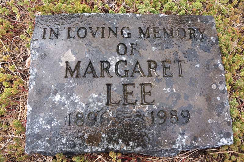 image of gravestone