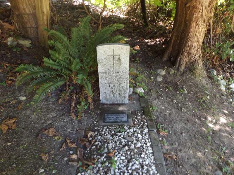 image of gravestone