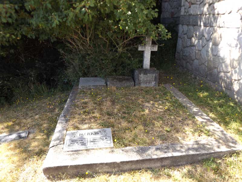 image of gravestone